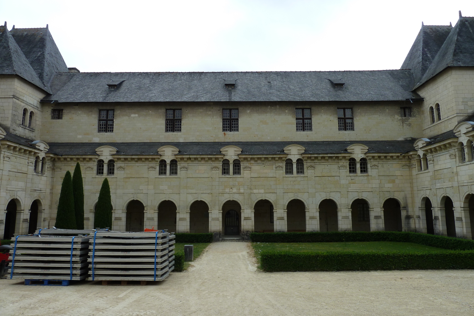 照片 法国(France) 丰特夫罗(Fontevraud) 2011-05 114