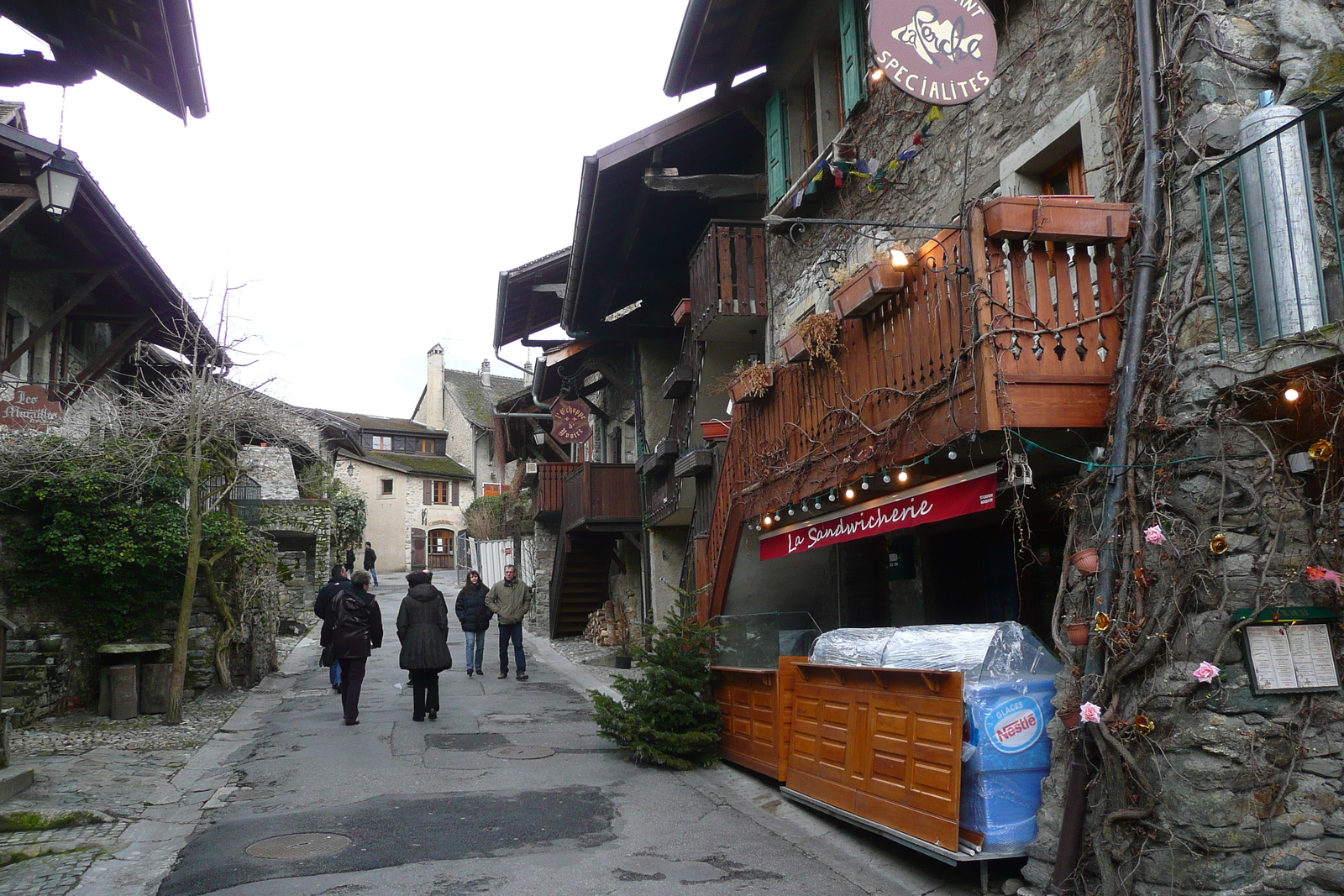 照片 法国(France) 伊瓦尔(Yvoire) 2010-02 22
