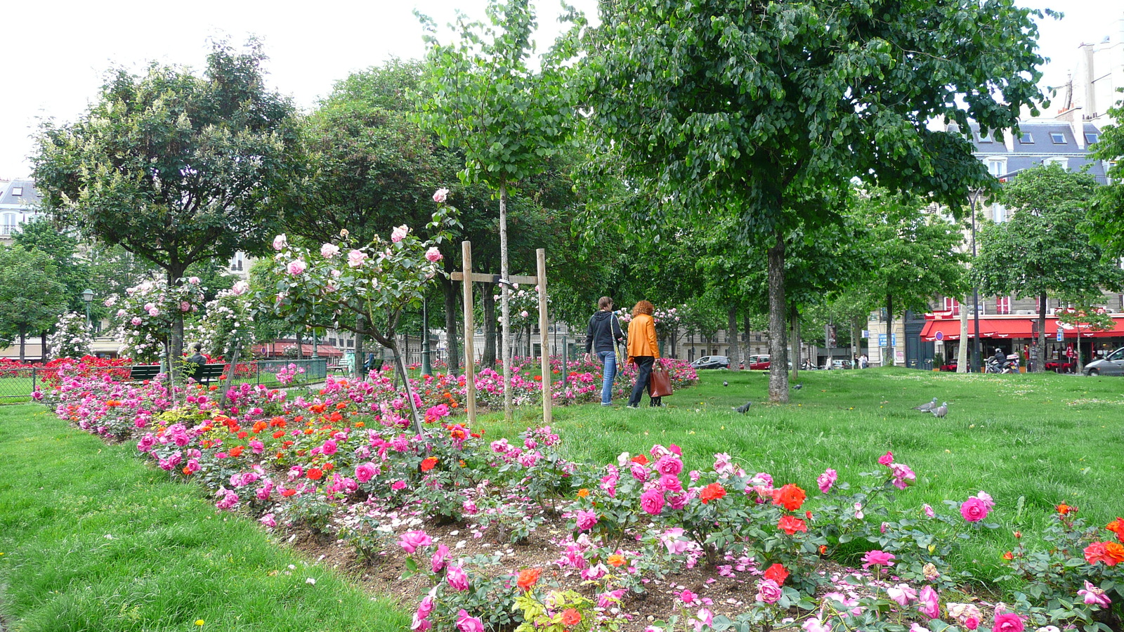 照片 法国(France) 巴黎(Paris) 第十七区(17th Arrondissement) 佩雷尔广场(Place Pereire) 2007-05 5