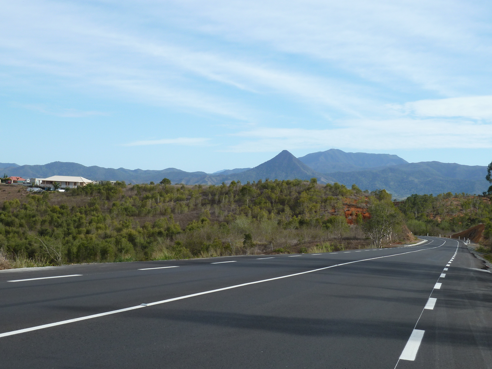 照片 新喀里多尼亚(New Caledonia) 通图塔至蒂奥公路(Tontouta to Thio road) 2010-05 61