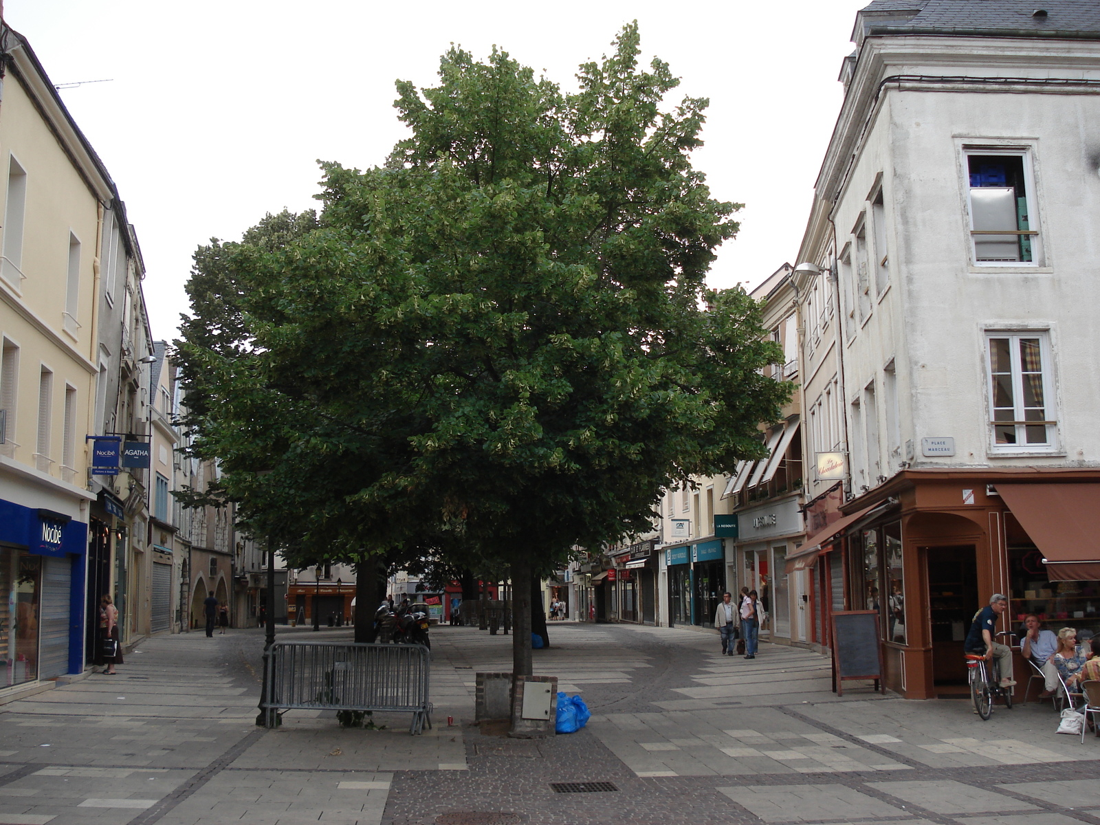 照片 法国(France) 沙特尔(Chartres) 2006-08 18
