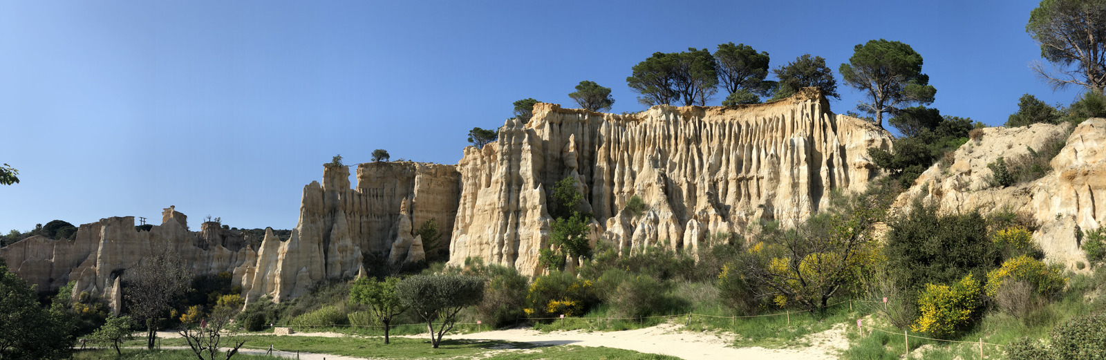 照片 法国(France) 泰特河畔伊勒管风琴石林(Orgues d'Ille Sur Tet) 2018-04 43