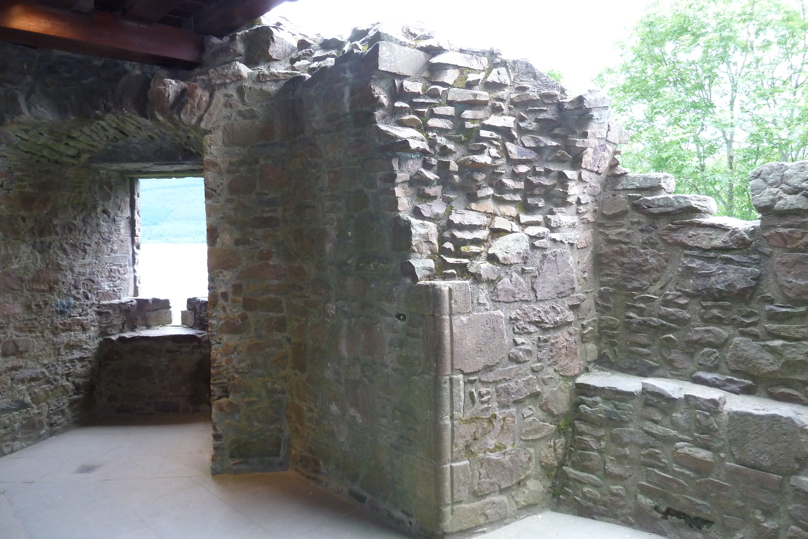 照片 英国(United Kingdom) 苏格兰(Scotland) 厄克特城堡（尼斯湖）(Urquhart Castle (Loch Ness)) 2011-07 53