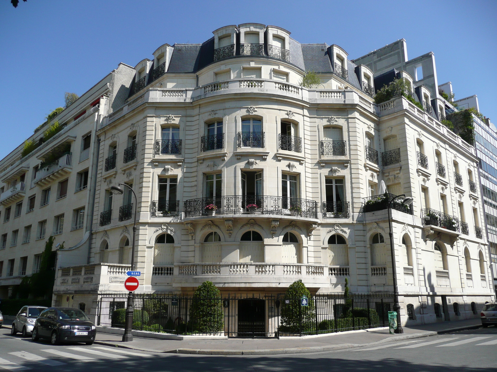 照片 法国(France) 巴黎(Paris) 第十六区(16th Arrondissement) 阿尔贝里克·马尼亚尔街(Rue Alberic Magnard) 2007-08 25