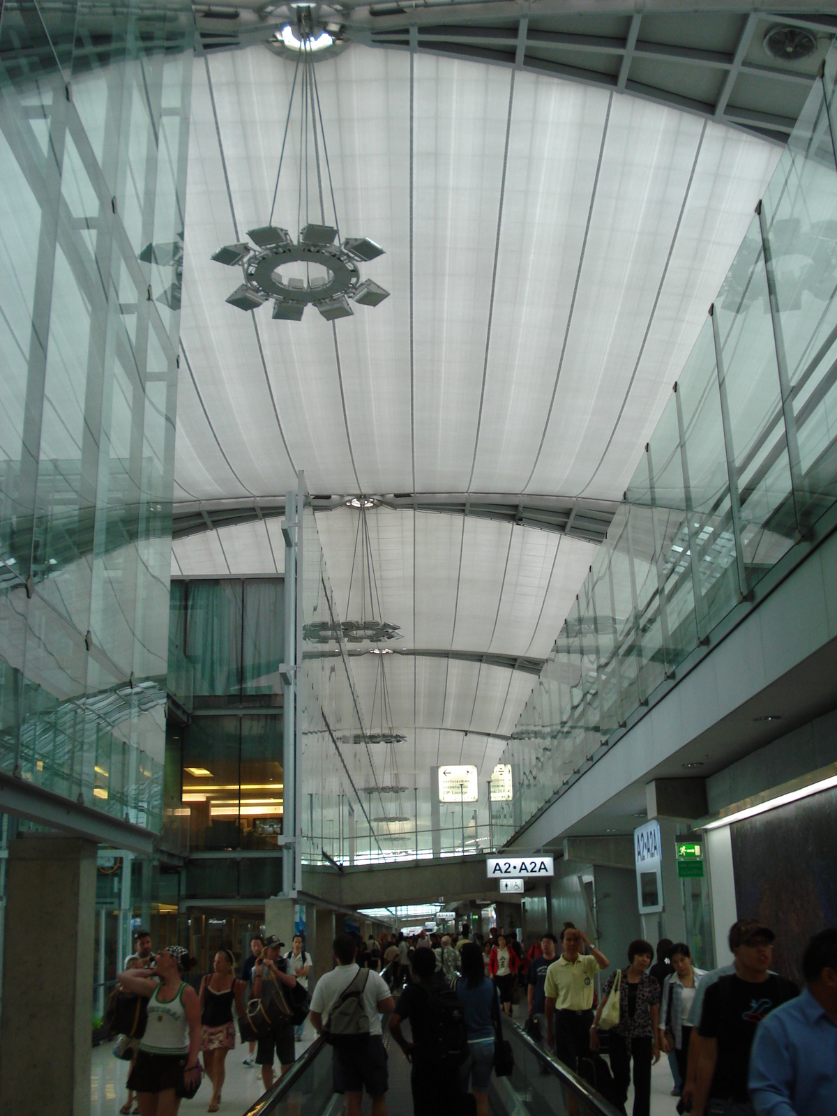照片 泰国(Thailand) 曼谷(Bangkok) 素万那普机场(Suvarnabhumi Airport) 2007-02 36