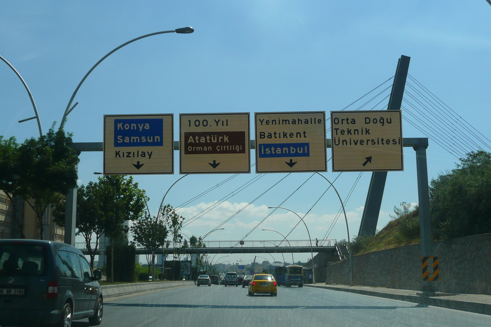 照片 土耳其(Turkey) 安卡拉(Ankara) 比尔肯特至安卡拉公路(Bilkent to Ankara road) 2008-07 30