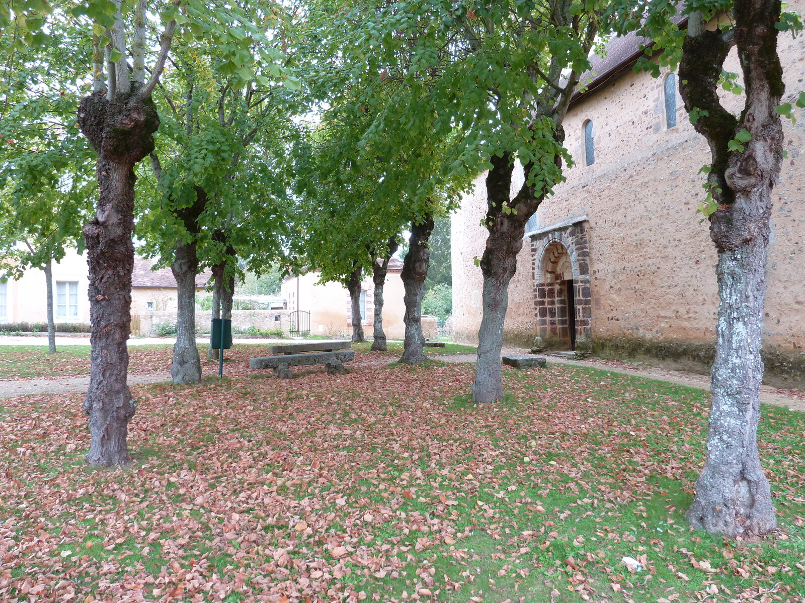 照片 法国(France) 韦格尔河畔阿涅尔(Asnieres sur Vegre) 2010-11 34