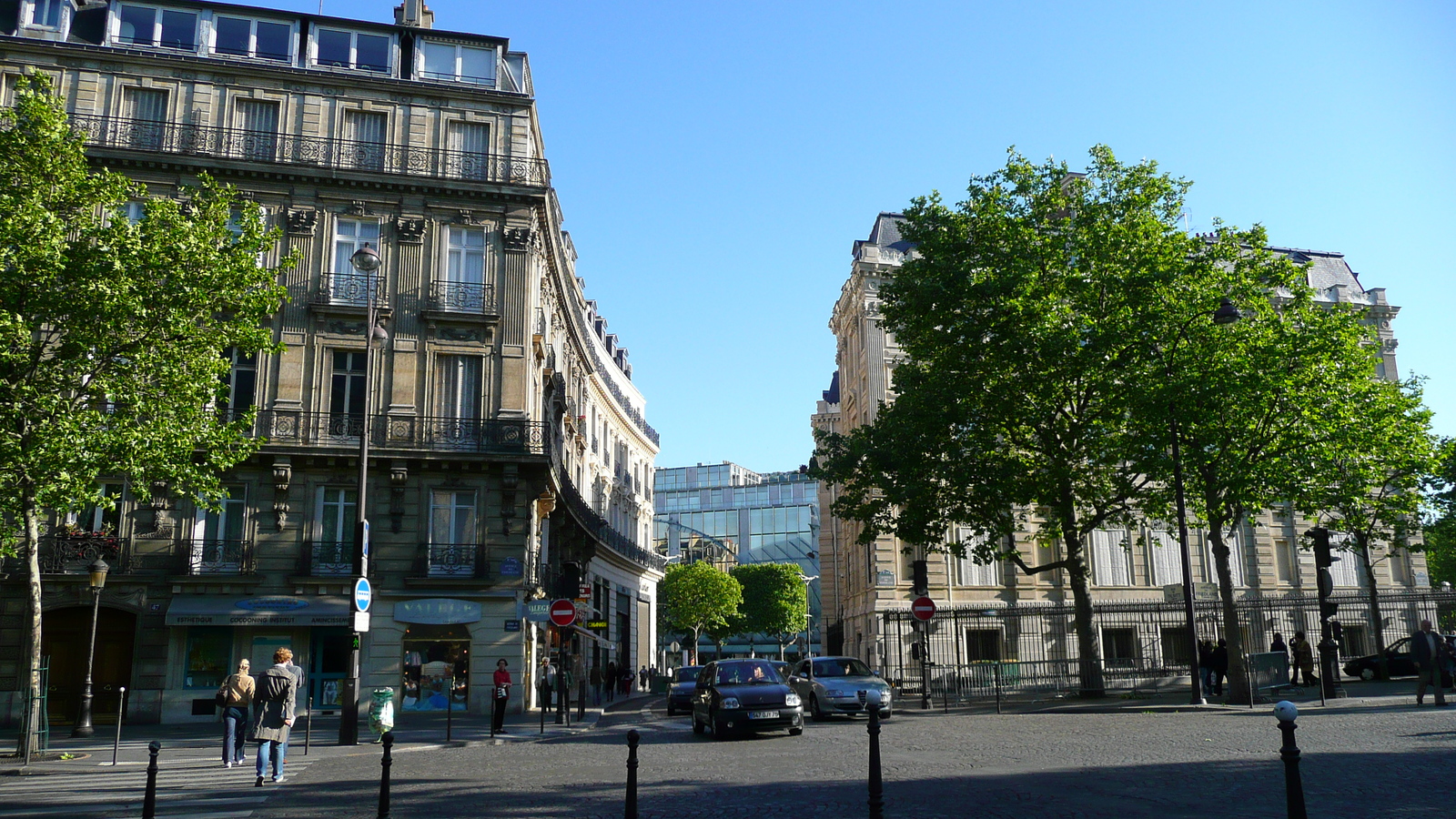 照片 法国(France) 巴黎(Paris) 星形广场和凯旋门(Etoile and Arc de Triomphe) 2007-05 24