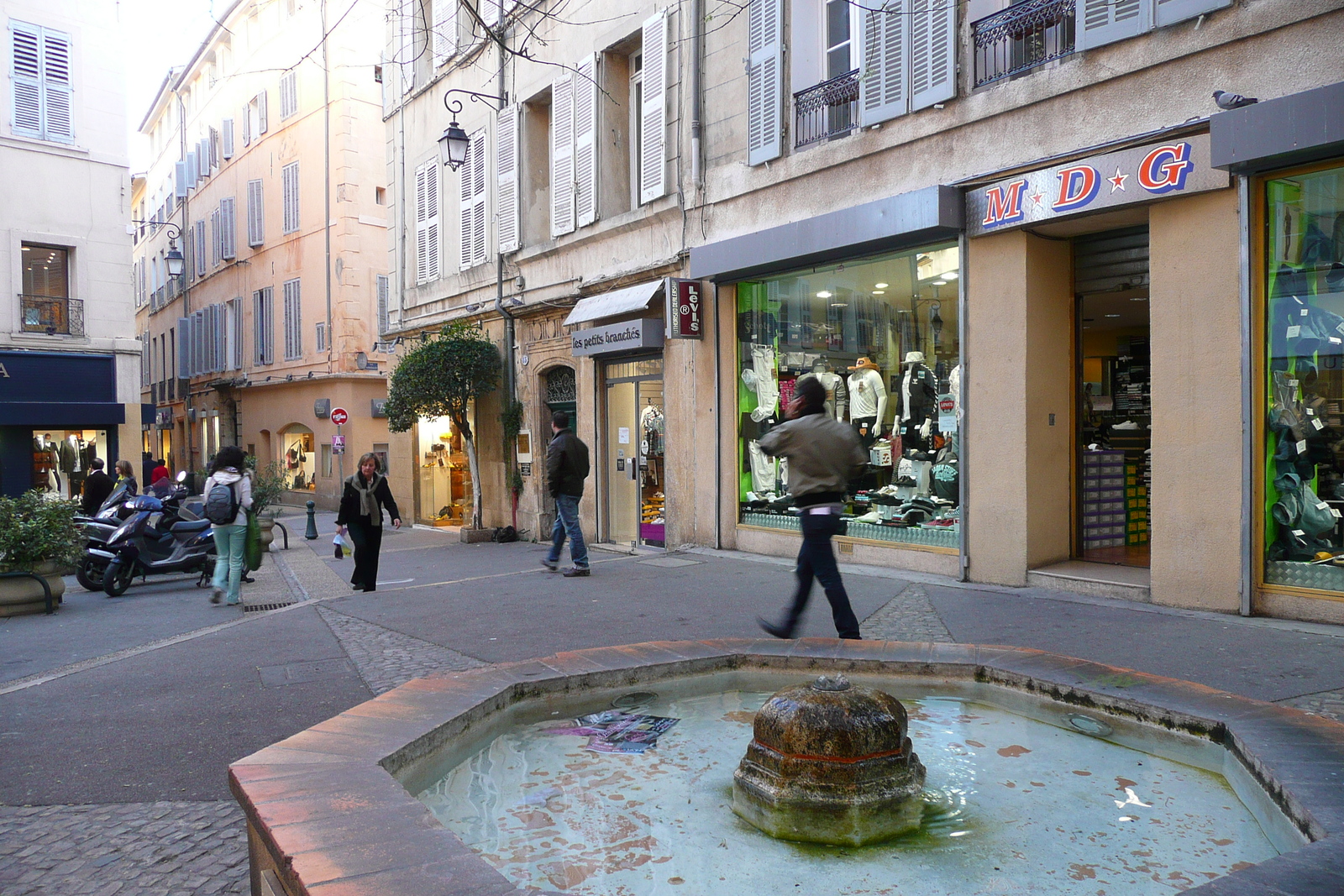 照片 法国(France) 普罗旺斯地区艾克斯(Aix en Provence) 2008-04 2