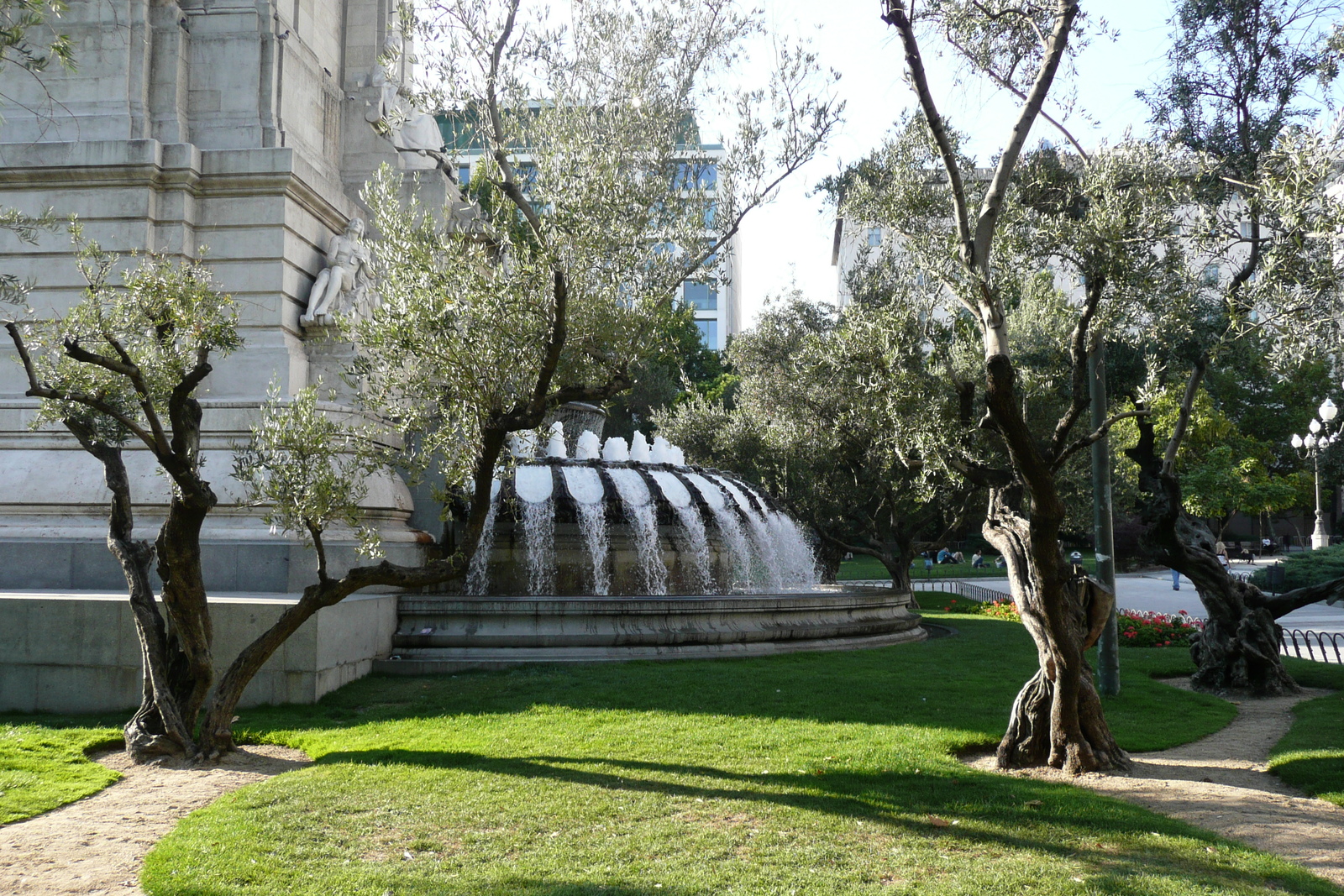 照片 西班牙(Spain) 马德里(Madrid) 西班牙广场(Plaza de Espana) 2007-09 13