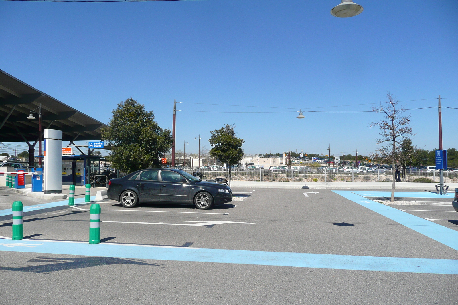 照片 法国(France) 普罗旺斯地区艾克斯(Aix en Provence) 高铁站(TGV Train Station) 2008-04 8