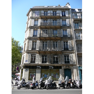 照片 法国(France) 巴黎(Paris) 拉法耶特街(Rue La Fayette) 2007-08 113