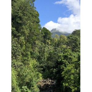 照片 瓜德罗普(Guadeloupe) 大苏弗里耶尔火山(La Grande Soufriere) 2021-02 21