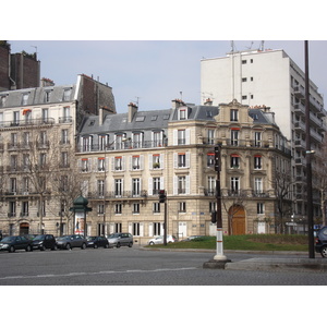 照片 法国(France) 巴黎(Paris) 第十七区(17th Arrondissement) 瓦格拉姆广场(Place Wagram) 2006-03 1