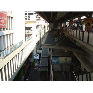 照片 泰国(Thailand) 曼谷(Bangkok) 轻轨(Sky Train) 2004-12 14