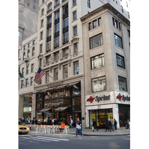 照片 美国(United States) 纽约(New York) 沿第五大道而下(down the 5th Avenue) 2006-03 83