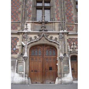 照片 法国(France) 巴黎(Paris) 第十七区(17th Arrondissement) 马勒泽布广场(Place Malesherbes) 2006-03 17