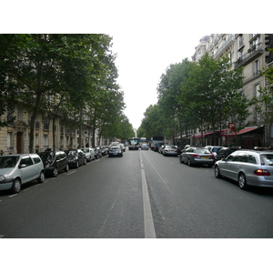 照片 法国(France) 巴黎(Paris) 尼尔大街(Avenue Niel) 2007-06 24