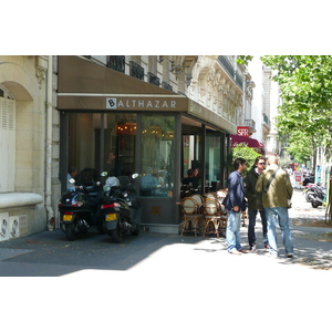 照片 法国(France) 巴黎(Paris) 尼尔大街(Avenue Niel) 2007-06 25