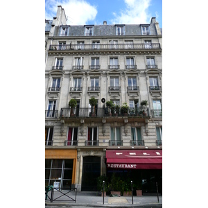照片 法国(France) 巴黎(Paris) 第十七区(17th Arrondissement) 茹弗鲁瓦·达邦街(Rue Jouffroy d'Abbans) 2007-05 15