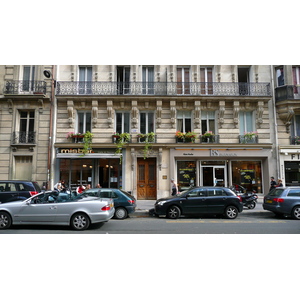 照片 法国(France) 巴黎(Paris) 第十七区(17th Arrondissement) 茹弗鲁瓦·达邦街(Rue Jouffroy d'Abbans) 2007-05 17