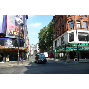 照片 英国(United Kingdom) 伦敦(London) 沙夫茨伯里大道(Shaftesbury Avenue) 2007-09 49