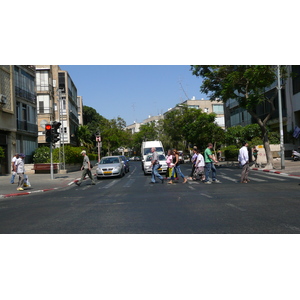 照片 以色列(Israel) 特拉维夫(Tel Aviv) 伊本·加比罗尔街(Ibn Gvirol Street) 2007-06 19