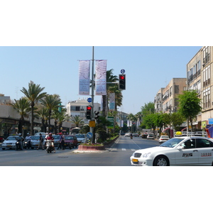 照片 以色列(Israel) 特拉维夫(Tel Aviv) 伊本·加比罗尔街(Ibn Gvirol Street) 2007-06 60