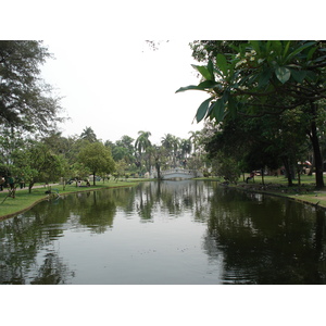 照片 泰国(Thailand) 清迈(Chiang Mai) 护城河内(Inside Canal) 布阿哈公园(Buak Had Park) 2006-04 0