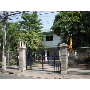 照片 泰国(Thailand) 清迈(Chiang Mai) 护城河内(Inside Canal) 2006-04 22