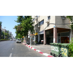 照片 以色列(Israel) 特拉维夫(Tel Aviv) 伊本·加比罗尔街(Ibn Gvirol Street) 2007-06 47