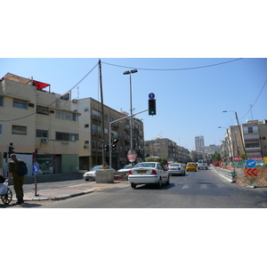 照片 以色列(Israel) 特拉维夫(Tel Aviv) 伊本·加比罗尔街(Ibn Gvirol Street) 2007-06 59
