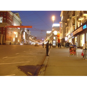 照片 俄罗斯(Russia) 莫斯科(Moscow) 特维尔大街(Tverskaya Street) 2005-04 155