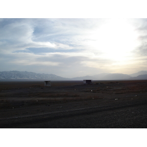 照片 哈萨克斯坦(Kazakhstan) 阿拉木图至恰伦峡谷公路(Almaty to Charyn Canyon road) 2007-03 103