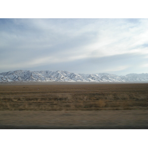 照片 哈萨克斯坦(Kazakhstan) 阿拉木图至恰伦峡谷公路(Almaty to Charyn Canyon road) 2007-03 127