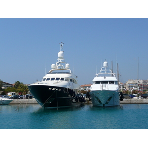 照片 法国(France) 昂蒂布(Antibes) 沃邦港(Port Vauban) 2007-07 15