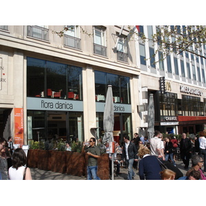 照片 法国(France) 巴黎(Paris) 香榭丽舍大街(Champs Elysees) 2006-04 21