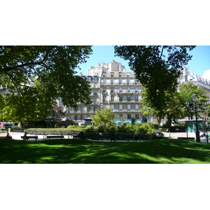 照片 法国(France) 巴黎(Paris) 拉法耶特街(Rue La Fayette) 2007-08 14