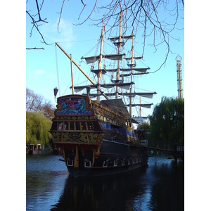 照片 丹麦(Denmark) 哥本哈根(Copenhagen) 蒂沃利公园(Tivoli Park) 2004-11 15