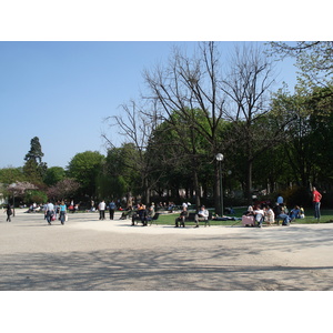 照片 法国(France) 巴黎(Paris) 香榭丽舍大街(Champs Elysees) 2006-04 11