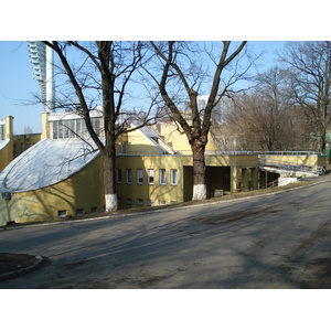 照片 乌克兰(Ukraine) 基辅(Kiev) 体育广场(Sportyvna) 2007-03 0