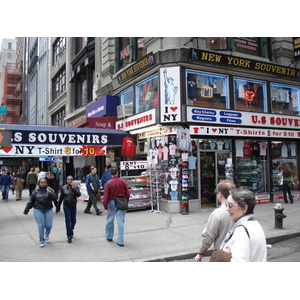 照片 美国(United States) 纽约(New York) 沿第五大道而下(down the 5th Avenue) 2006-03 63