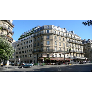 照片 法国(France) 巴黎(Paris) 第十七区(17th Arrondissement) 瓦格拉姆大街(Avenue de Wagram) 2007-05 17
