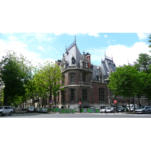 照片 法国(France) 巴黎(Paris) 第十七区(17th Arrondissement) 马勒泽布广场(Place Malesherbes) 2007-05 24