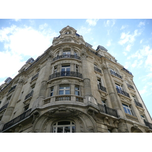 照片 法国(France) 巴黎(Paris) 第十七区(17th Arrondissement) 瓦格拉姆大街(Avenue de Wagram) 2007-05 21