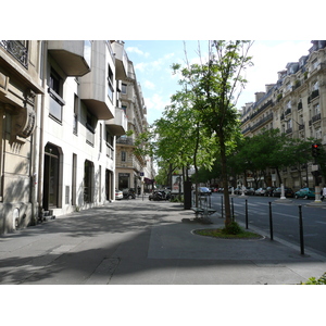 照片 法国(France) 巴黎(Paris) 第十七区(17th Arrondissement) 瓦格拉姆大街(Avenue de Wagram) 2007-05 24