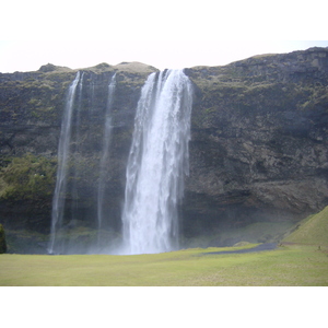 照片 冰岛(Iceland) 塞里雅兰瀑布(Seljarlandsfoss) 2003-03 3