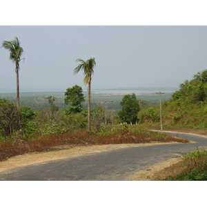照片 缅甸(Myanmar) 土瓦至茂马干海滩公路(Road from Dawei to Maungmagan beach) 2005-01 4
