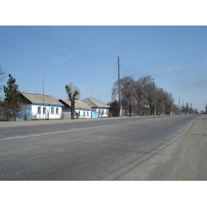 照片 哈萨克斯坦(Kazakhstan) 阿拉木图至恰伦峡谷公路(Almaty to Charyn Canyon road) 2007-03 176