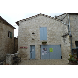 照片 法国(France) 伊西雅克(Issigeac) 2010-08 49